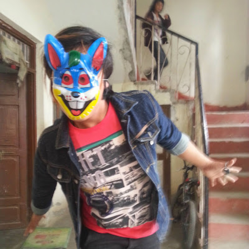 Meet your Posher, Hishey